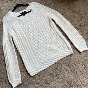 Forever 21 White Cable Knit Sweater Size L